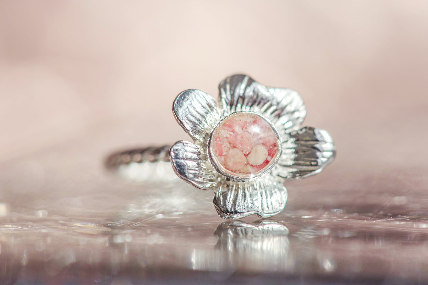 Fera ~ Tiny Flower Braided Band Ring
