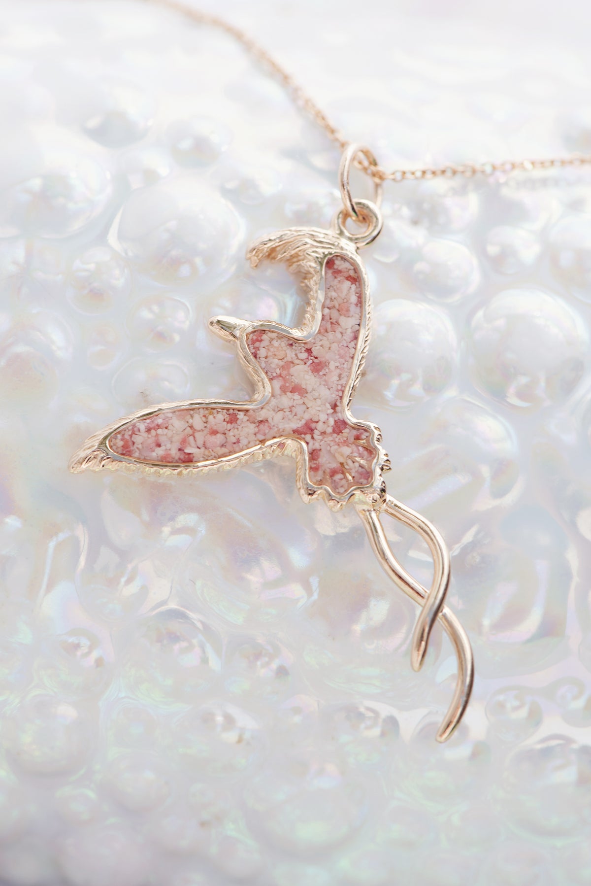 Longtail ~ Pendant in Gold