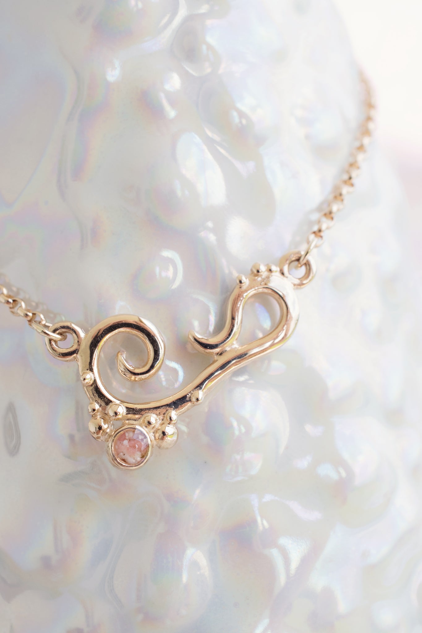 Bermuda ~ Small Inline Necklace in Gold