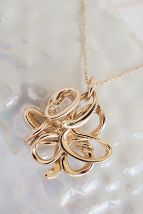 Melt ~ Small Never Ending Story Pendant In Gold
