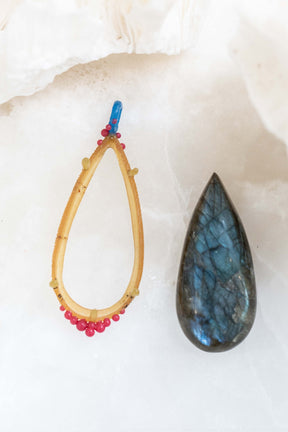 Labradorite Caviar Pendant