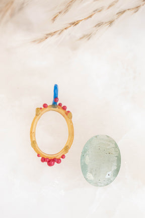 Moss Aquamarine Small Caviar Pendant