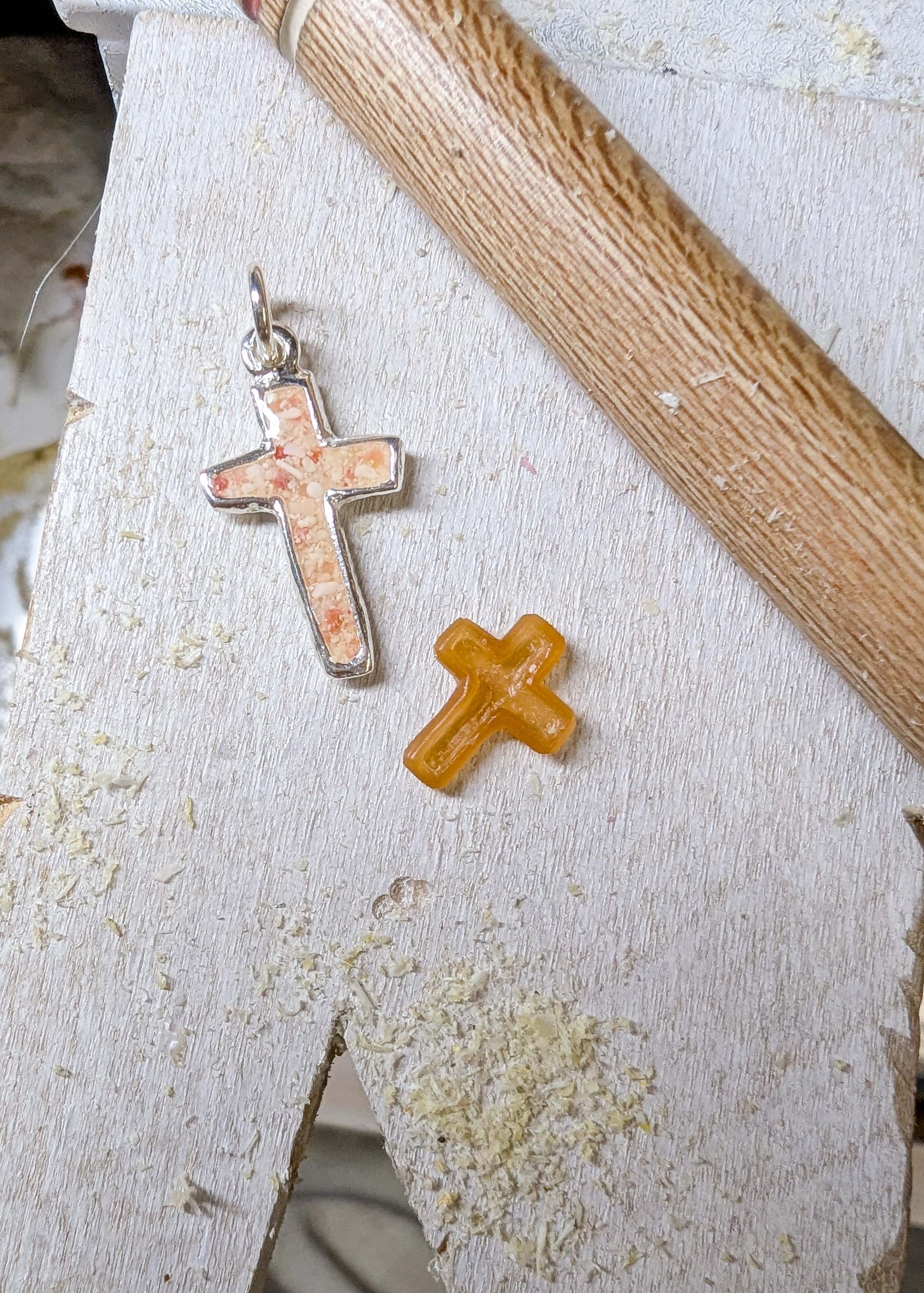 Splash ~ Cross (Mini) Pendant