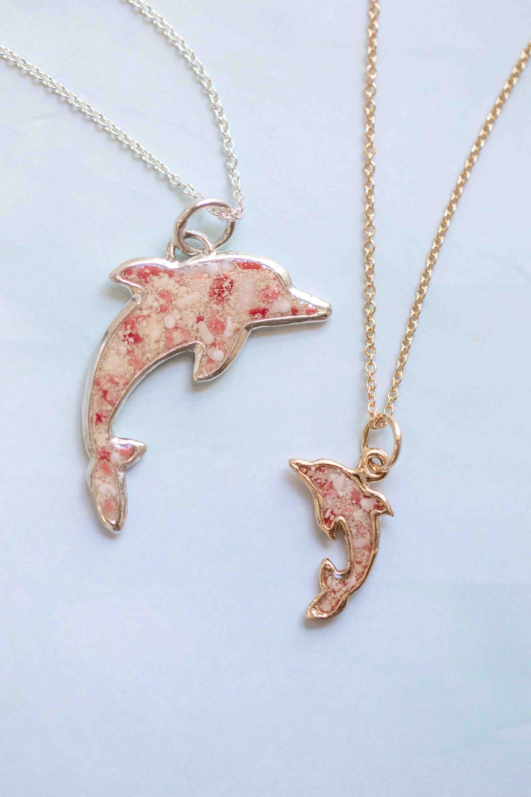 Mini Dolphin Pendant in Gold