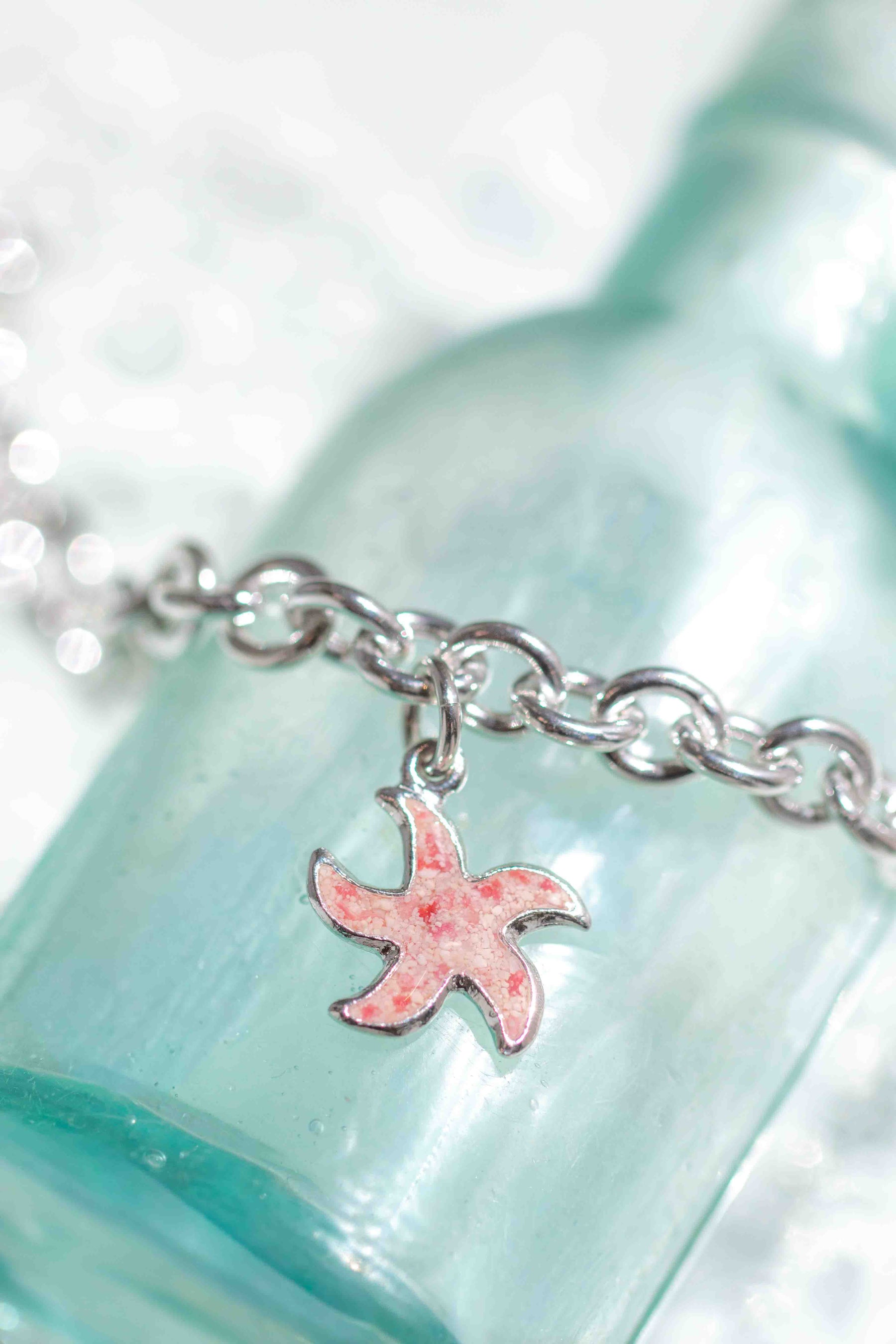 Friends ~ Medium Starfish Chunky Bracelet