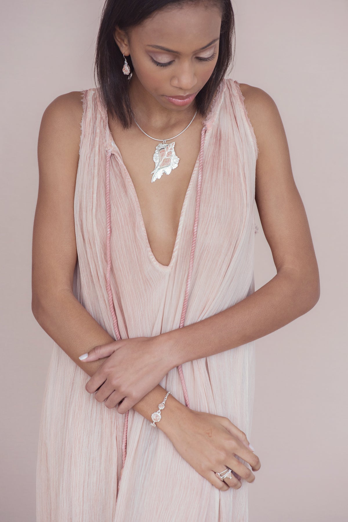 Splash ~ Rare Bermuda Shell 2014 Ornament / Pendant