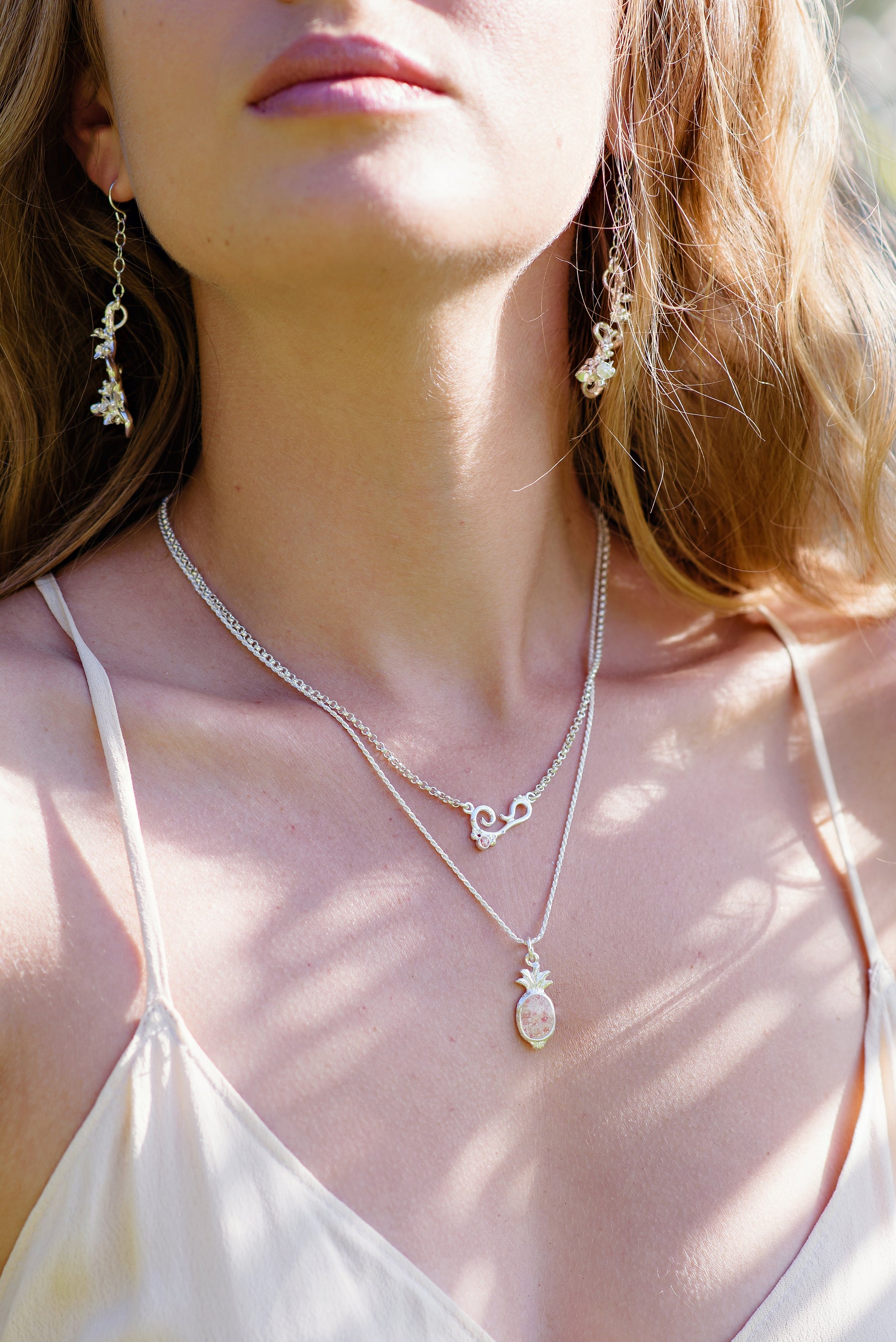 Bermuda ~ Small Inline Necklace