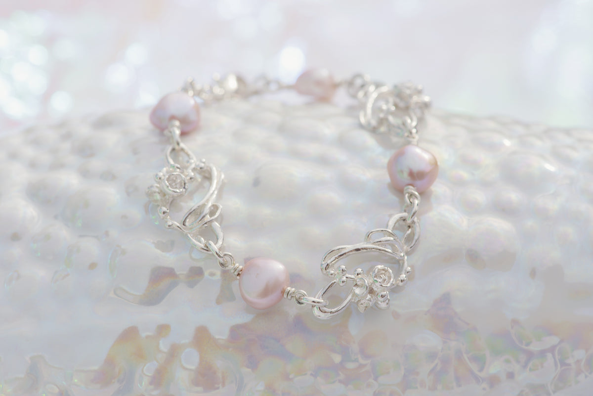 Under the Sea ~ Barnacle Link (Small) Pearl Bracelet