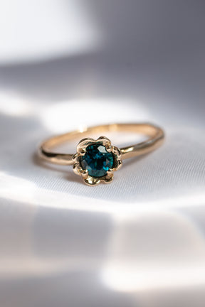 Barnacles ~ 5mm Gold Birthstone Ring