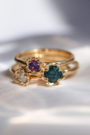 Barnacles ~ 5mm Gold Birthstone Ring