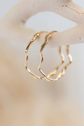 Hoops ~ Melt Large in Gold
